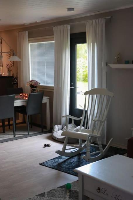 Cosy, Homely House With A Large Courtyard Saarenkylä Extérieur photo