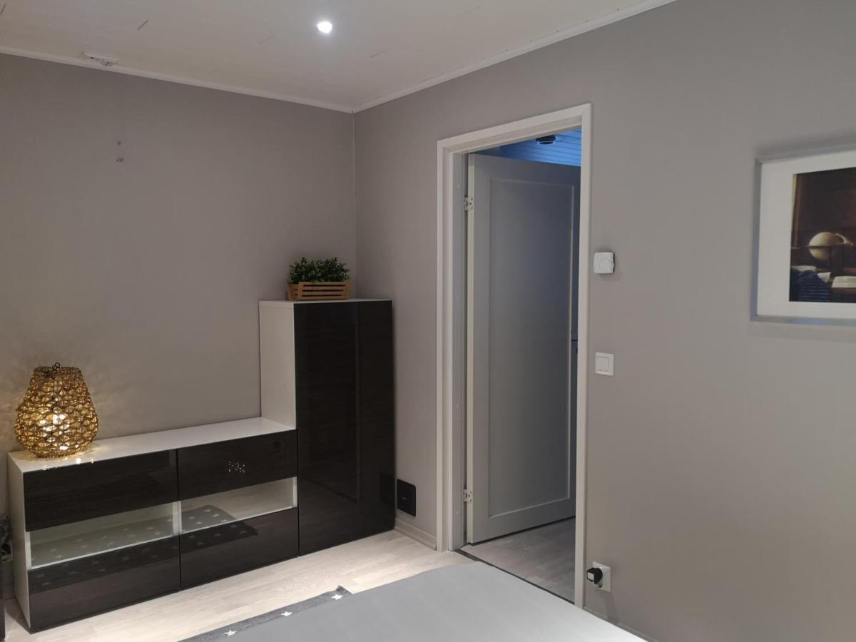 Cosy, Homely House With A Large Courtyard Saarenkylä Extérieur photo
